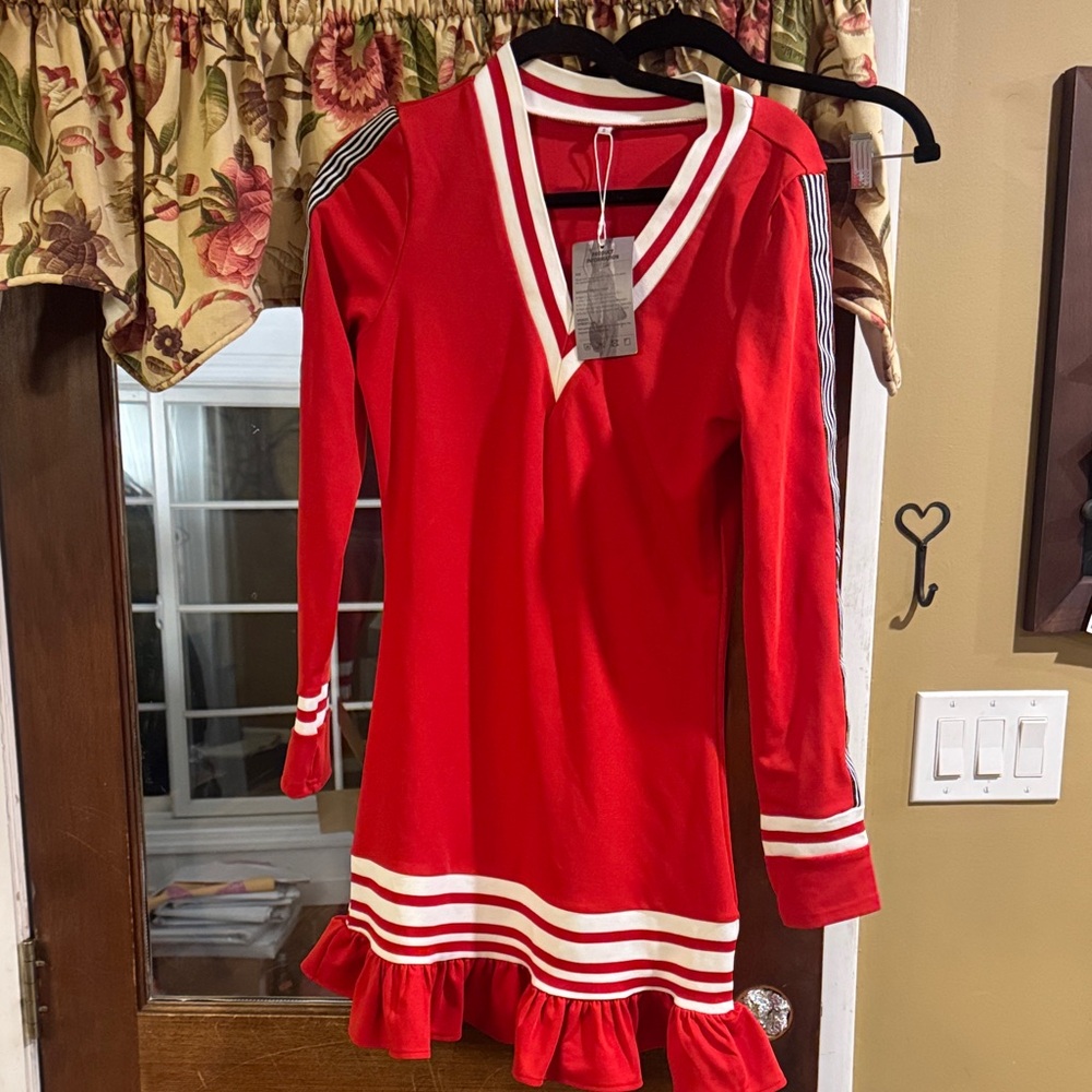 Red V-Neck Long Sleeve Dress